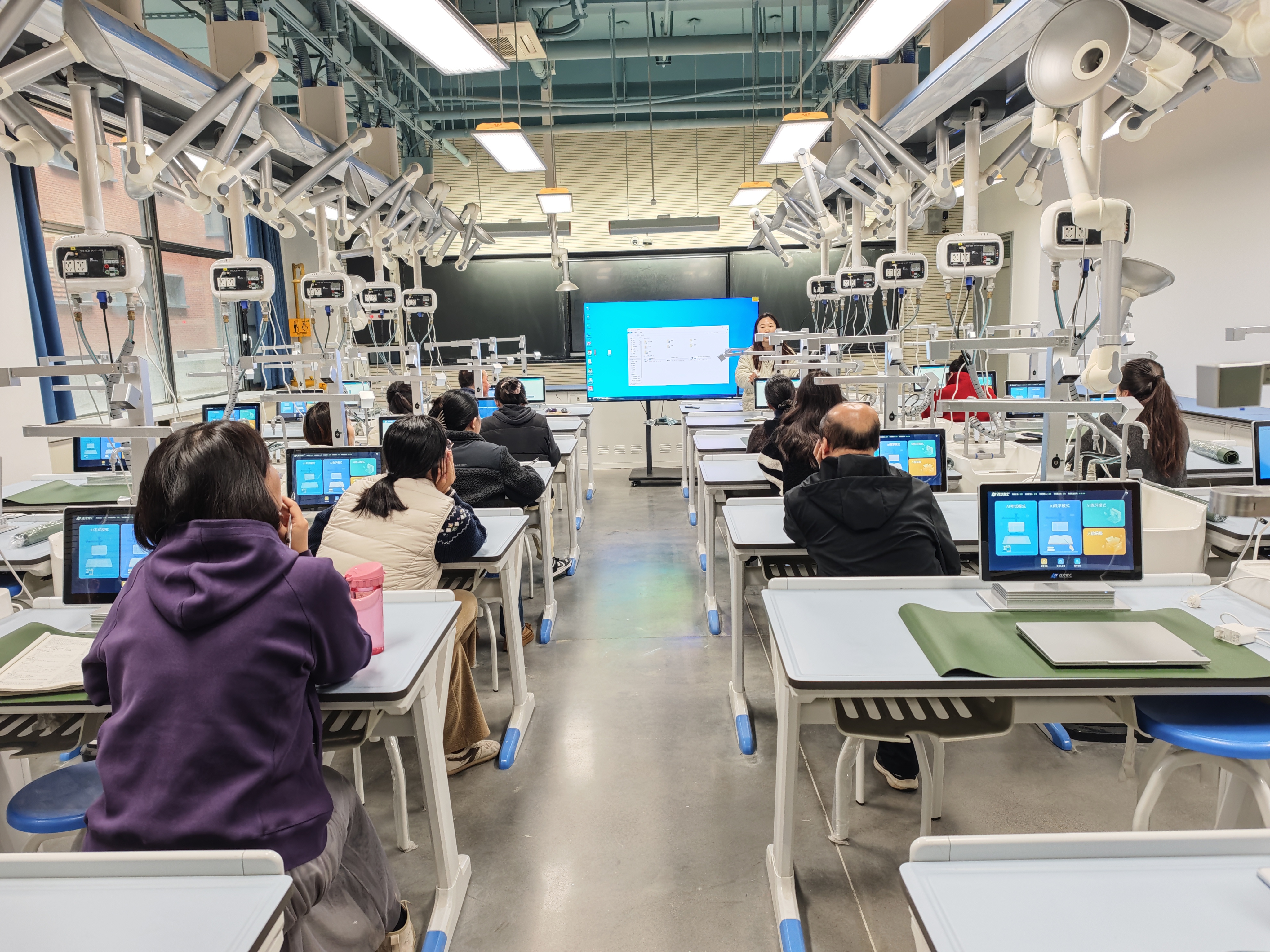 创新港西安交通大学附属中学