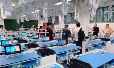聚焦AI+实验教学：西交智汇助力湖南资阳建成理化生智慧实验室